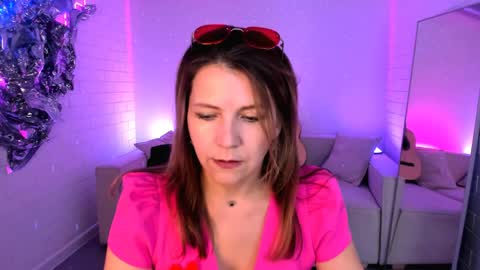 Snapshot of nicolehits chatting on May 15, 2026, 1:18 pm nicolehits online show from May 15, 2026, 1:18 pm