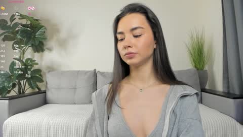 Dua Lipa online show from January 16, 2025, 1:04 pm