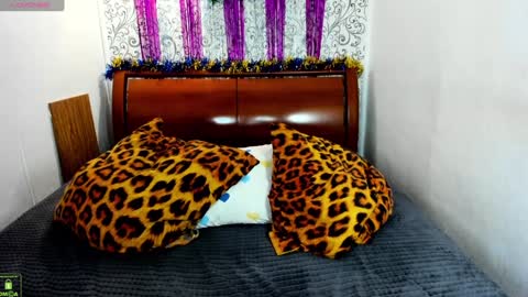 Nicole online show from January 18, 2025, 4:37 am