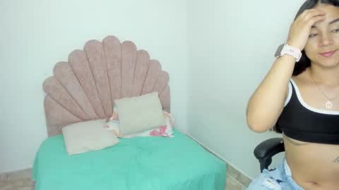 nicole santana online show from February 9, 2026, 4:27 am