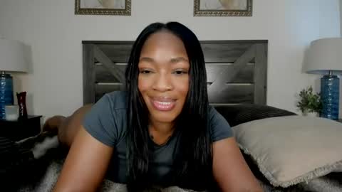 Nicole online show from June 12, 2026, 9:25 pm