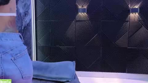 Nicoll  Independent model online show from March 12, 2025, 5:17 pm