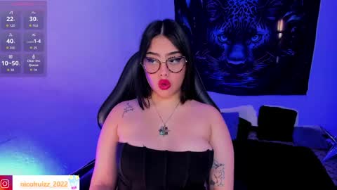 Snapshot of nicolle_ruizz chatting on May 26, 2026, 9:44 pm Nicoll online show from May 26, 2026, 9:44 pm