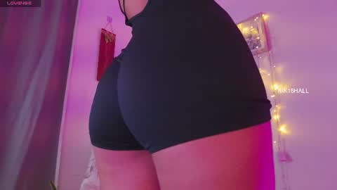 Snapshot of nicolle_swt chatting on June 17, 2026, 1:08 am Nicolle online show from June 17, 2026, 1:08 am