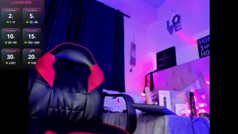 Snapshot of nicollee_77 chatting on February 16, 2026, 6:59 pm nicollee_77 online show from February 16, 2026, 6:59 pm