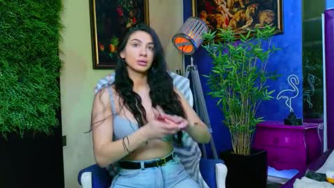 Snapshot of nicollepalmer chatting on October 17, 2025, 11:02 am Nicolle online show from October 17, 2025, 11:02 am