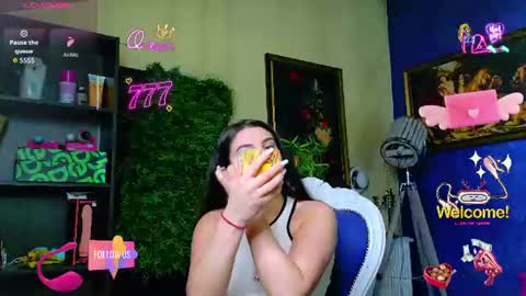 Snapshot of nicollepalmer chatting on July 23, 2026, 7:17 am Nicolle online show from July 23, 2026, 7:17 am