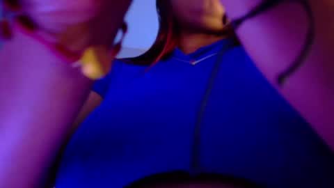 Nicolle Miley online show from July 17, 2026, 3:46 am
