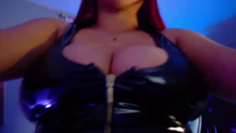 Nicolle Miley online show from July 20, 2026, 3:21 am
