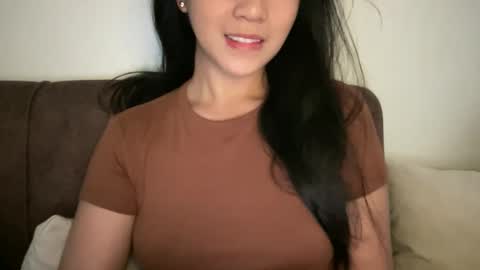 Snapshot of nicollete_snow chatting on May 21, 2026, 3:35 am NIC 333 online show from May 21, 2026, 3:35 am