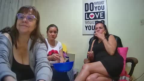 Snapshot of nicoltatiana_ chatting on September 23, 2025, 11:52 pm nicoltatiana_ online show from September 23, 2025, 11:52 pm