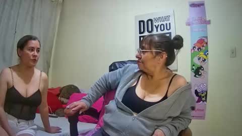 Snapshot of nicoltatiana_ chatting on October 23, 2025, 12:21 am nicoltatiana_ online show from October 23, 2025, 12:21 am