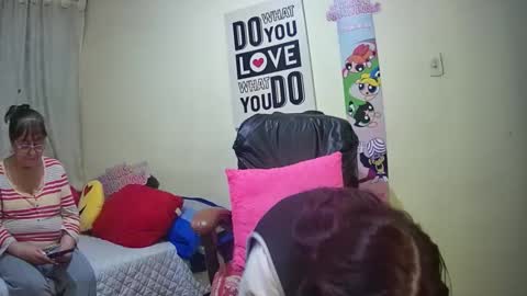 Snapshot of nicoltatiana_ chatting on November 14, 2025, 1:04 am nicoltatiana_ online show from November 14, 2025, 1:04 am