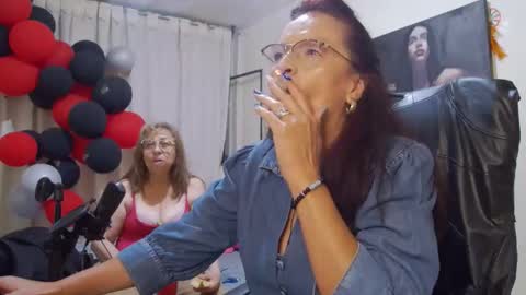 nicoltatiana_ online show from May 2, 2026, 11:54 pm