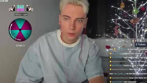 NicoSlowmoo online show from December 14, 2025, 1:44 am