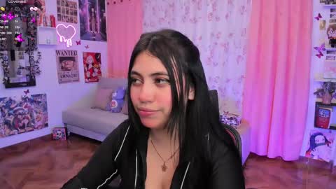 Snapshot of nidrii_07 chatting on March 7, 2025, 8:45 am 900 300 online show from March 7, 2025, 8:45 am