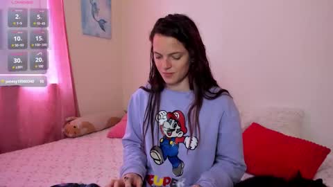 Niela  online show from September 18, 2025, 2:30 pm