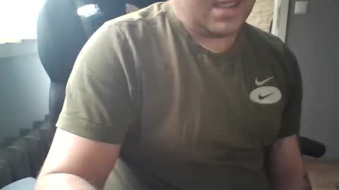 Snapshot of niewidoczny26 chatting on January 21, 2025, 9:46 am Niewidoczny online show from January 21, 2025, 9:46 am