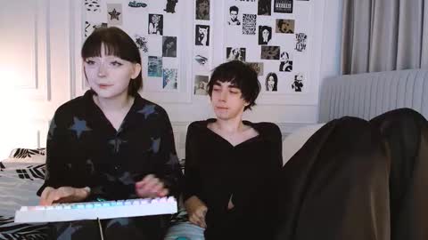 Stan  Angel online show from November 30, 2025, 12:47 am