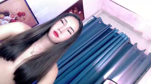 night_crystal1111 online show from February 11, 2026, 8:36 pm