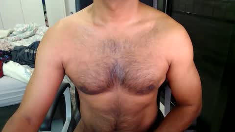 Snapshot of night_rider09711 chatting on December 8, 2024, 6:54 am night_rider09711 online show from December 8, 2024, 6:54 am