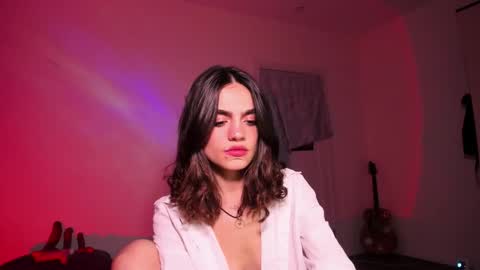 Snapshot of nightfloatt chatting on November 22, 2025, 2:38 pm Daisy online show from November 22, 2025, 2:38 pm