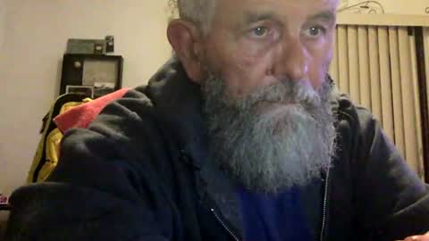 nightmoves1970 online show from July 22, 2026, 3:42 am
