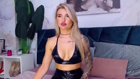 Snapshot of nightshadeiris chatting on September 9, 2025, 7:30 am Iris online show from September 9, 2025, 7:30 am