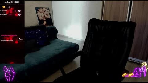 nigo_nika online show from September 20, 2025, 11:00 am