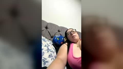 Snapshot of niickyjones chatting on June 24, 2026, 6:23 am Anni online show from June 24, 2026, 6:23 am