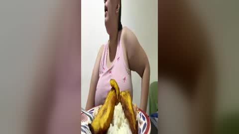 Snapshot of niickyjones chatting on July 6, 2026, 9:06 pm Anni online show from July 6, 2026, 9:06 pm