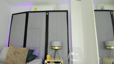 Snapshot of niicole_steele chatting on May 9, 2026, 8:03 pm Niicole online show from May 9, 2026, 8:03 pm