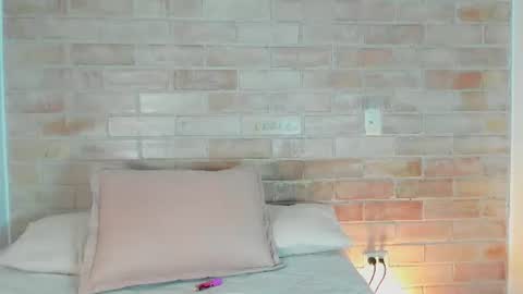 Snapshot of niicole_steele chatting on July 13, 2026, 5:21 am Niicole online show from July 13, 2026, 5:21 am