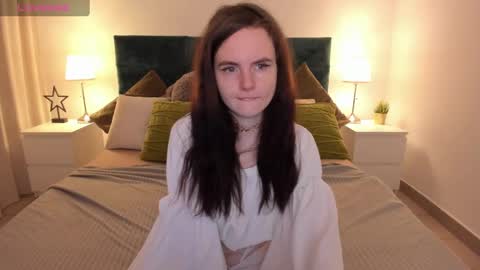 niiik_miiiki online show from February 7, 2025, 8:22 am