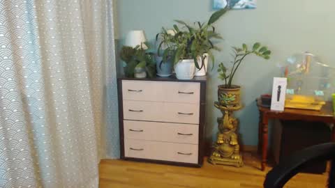 Snapshot of nika_black111 chatting on February 28, 2025, 7:35 pm Nika online show from February 28, 2025, 7:35 pm