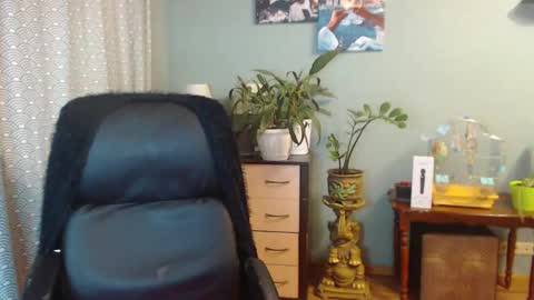 Snapshot of nika_black111 chatting on March 4, 2025, 3:48 pm Nika online show from March 4, 2025, 3:48 pm