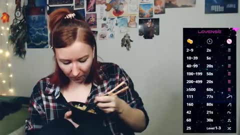 Snapshot of nika_fuchs chatting on December 21, 2025, 2:19 am Nika online show from December 21, 2025, 2:19 am