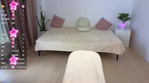 Snapshot of nika_light chatting on October 19, 2025, 10:38 am Nika light online show from October 19, 2025, 10:38 am