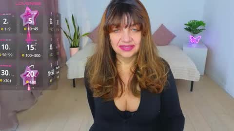 Snapshot of nika_light chatting on January 11, 2026, 11:37 am Nika light online show from January 11, 2026, 11:37 am