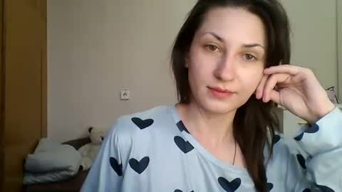 nika_smily online show from April 29, 2026, 1:37 pm