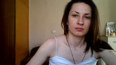 nika_smily online show from June 5, 2026, 4:19 am