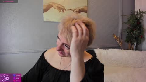 Snapshot of nika_smit chatting on December 22, 2024, 5:23 am Nika online show from December 22, 2024, 5:23 am