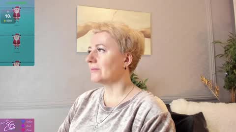 Snapshot of nika_smit chatting on December 25, 2024, 5:05 am Nika online show from December 25, 2024, 5:05 am