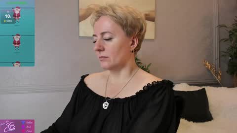 Snapshot of nika_smit chatting on December 25, 2024, 8:29 am Nika online show from December 25, 2024, 8:29 am