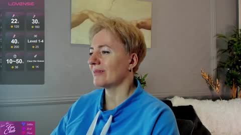 Snapshot of nika_smit chatting on January 3, 2025, 9:47 am Nika online show from January 3, 2025, 9:47 am