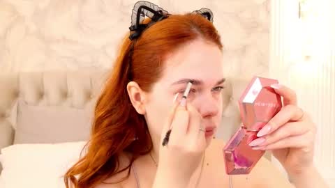 Nika online show from November 11, 2025, 2:44 am