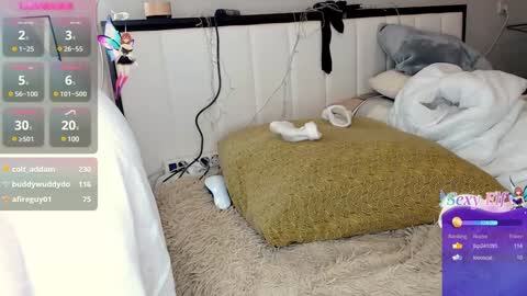 Snapshot of nikaking22 chatting on December 24, 2024, 1:27 am nikaking22 online show from December 24, 2024, 1:27 am