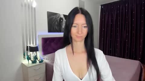 NikaLewis online show from September 28, 2025, 4:51 am