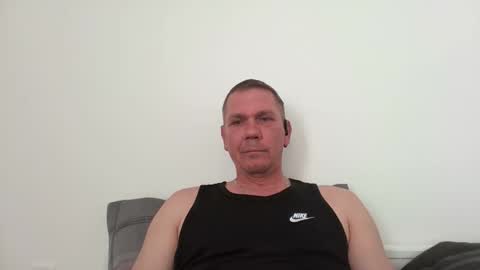 nikan77 online show from April 28, 2026, 7:35 am