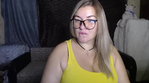 Nika online show from October 29, 2025, 3:31 am